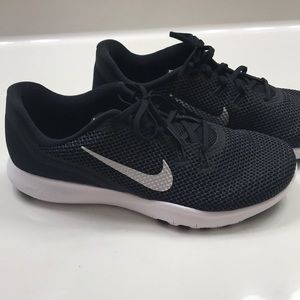 Nike Training Flex TR7 sneakers